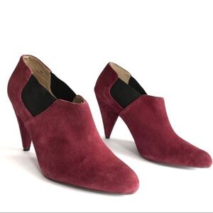 levity Caden burgundy wine-red suede booties